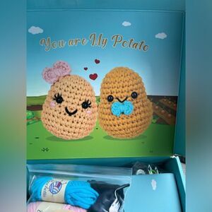 CROCHETTA CROCHET KIT FOR BEGINNERS JUMBO POTATO COUPLE~NEW